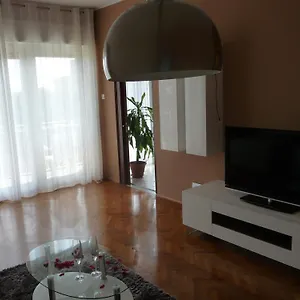 Apartment Noris, Pula